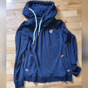 Wanakome Women's Size Large.